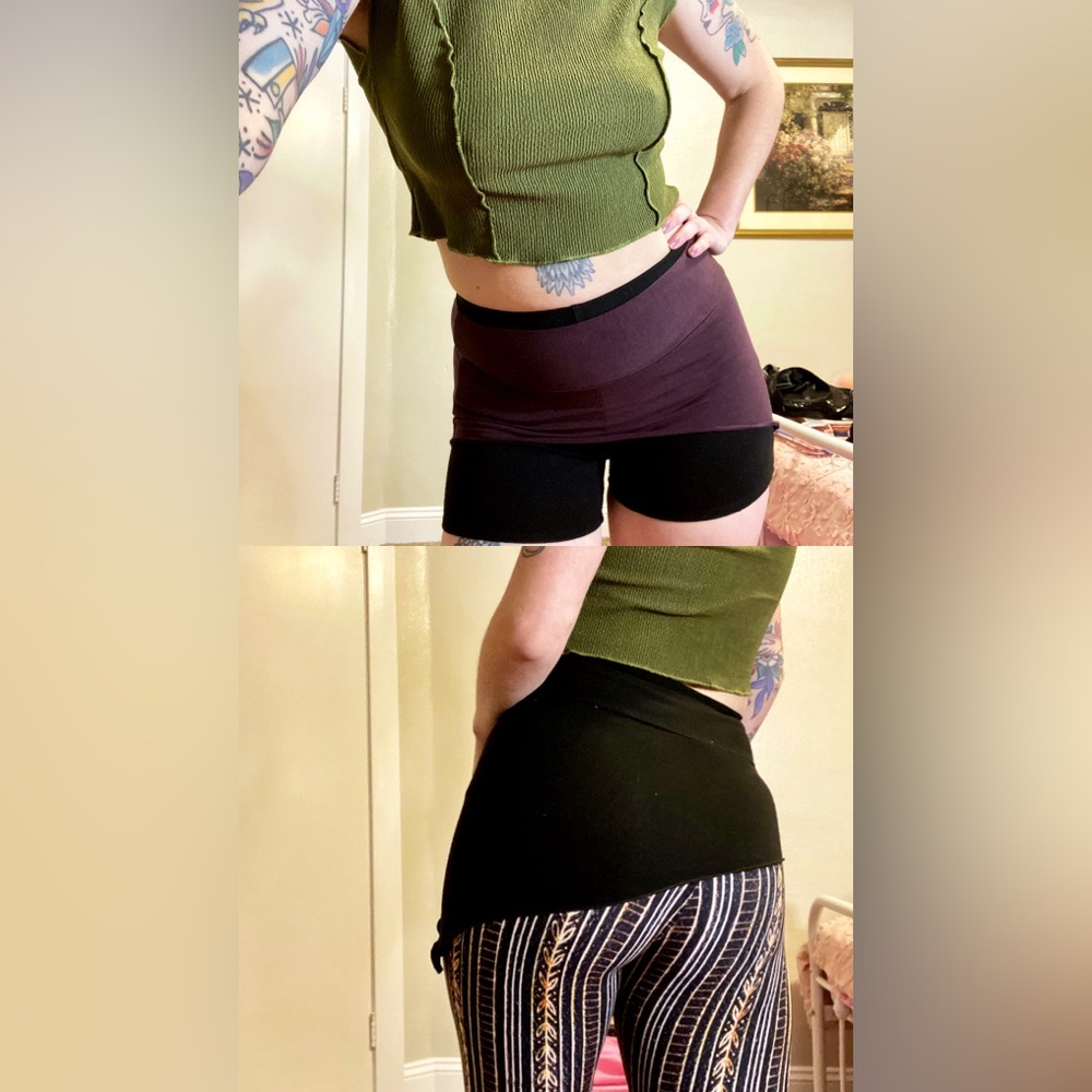 Lot of 2 Micro mini skirts / belts